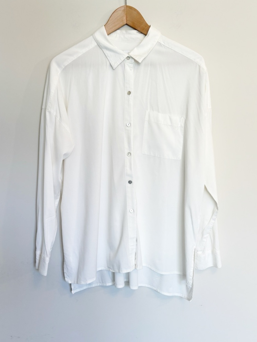 J Jill White Button Up Silky Flowy Shirt Top Size Medium